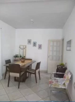 Imagem Casa à Venda em Canasvieiras – 4 Dormitórios 200 Metros da Praia