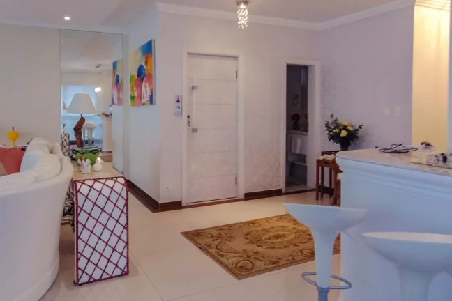Imagem Apartamento com 4 dormitórios à venda, 200 m² por R$ 1.600.000,00 - Pitangueiras - Guarujá/SP