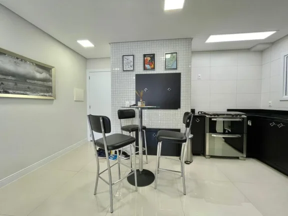 Imagem Apartamento 2 Dormitórios - Bairro Centro
