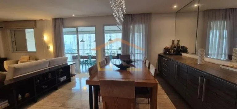 Imagem Apartamento com 142m², dispõe de 3 dormitórios, sendo 3 suites, sala para dois ambientes, varanda...