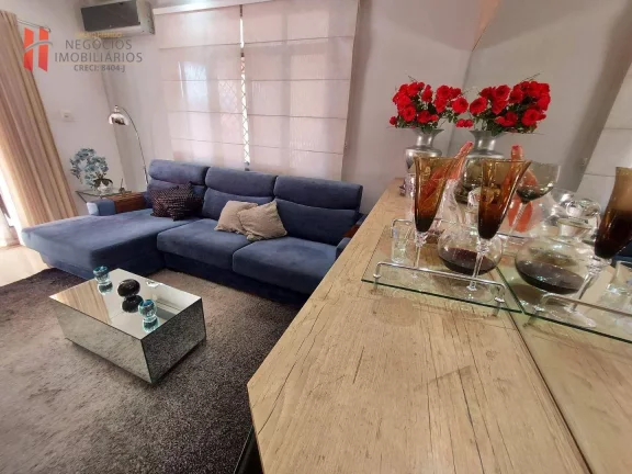 Imagem EXCELENTE CASA DUPLEX NO JARDIM 25 DE AGOSTO.