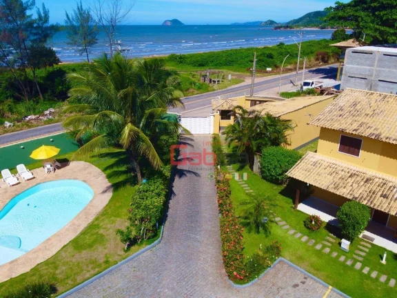Imagem Casa diferenciada a Venda em condomínio frente mar, Área externa ampla e privativa com churrasqueira em Búzios, 550.000,00.