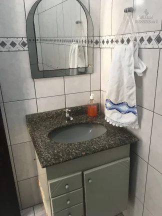 Imagem Imóvel à Venda no Guarujá/SP | 2 Casas no Mesmo Terreno | 900m da Praia