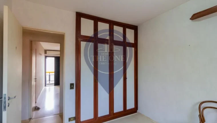 Imagem Apartamento para locação em Cerqueira César, São Paulo-SP: 3 quartos, 1 suíte, 2 vagas, 130m² de área!