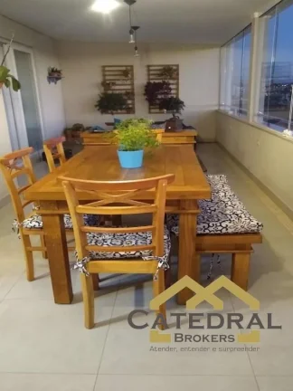 Imagem Casa à venda com 3 quartos em Condomínio Fechado na Vila Aparecida em Jundiaí
