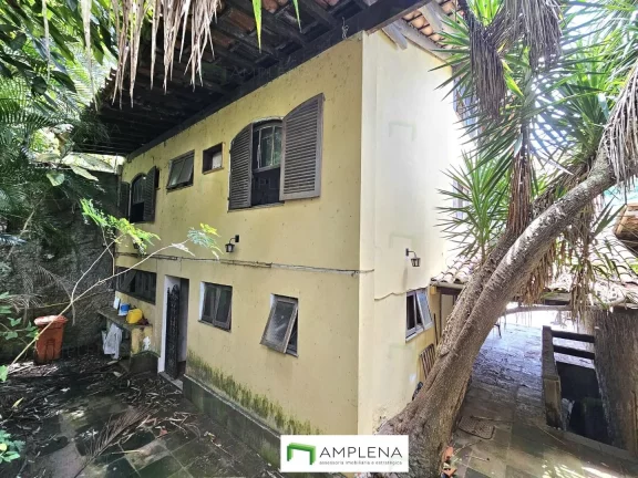 Imagem Oportunidade Única! Casa com Potencial de Valorização! Para Reformar e deixar do seu jeito! Casa 4 quartos à venda em Laranjeiras - Rio de Janeiro/RJ
