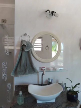 Imagem LINDA CASA EM ÁGUAS DE SÃO PEDRO.PISO SUPERIOR COM 2 DORMS, COM SACADA, SENDO 1 SUÍTE COM AR COND...