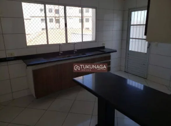Imagem Sobrado com 3 dormitórios para alugar, 260 m² por R$ 4.300,00/mês - Jardim Luciara - Guarulhos/SP