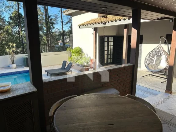 Imagem Casa de Condomínio em Morada dos Pássaros - Barueri