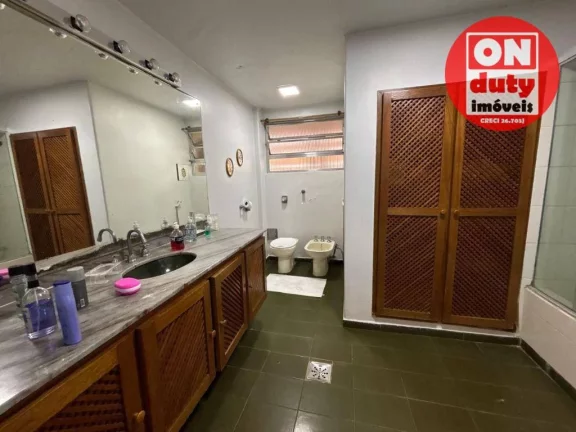 Imagem Apartamento com 3 quartoss à venda, 265 m² por R$ 1.050.000 - Gonzaga - Santos/SP