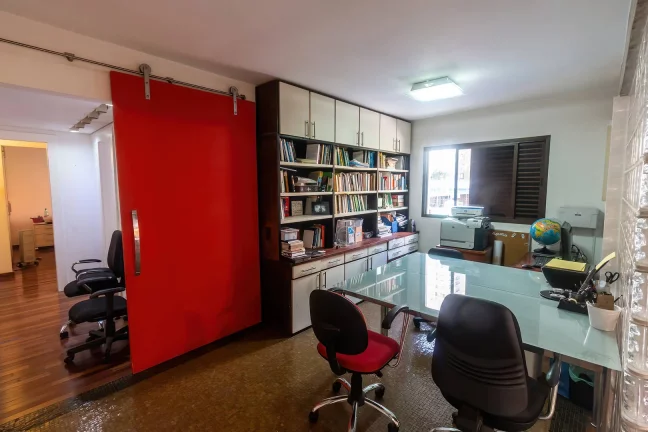 Imagem Apartamento de Alto Padrão para Locação na Rua Itacema.