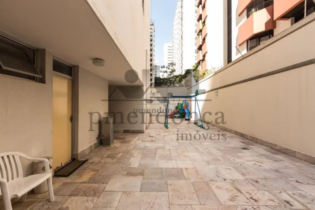 Imagem Belíssimo apartamento a venda na Santa Cecília com 240m²!