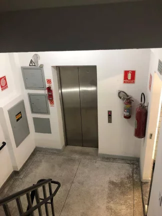 Imagem Prédio Comercial em Santos para locação com 1000m² com elevador!