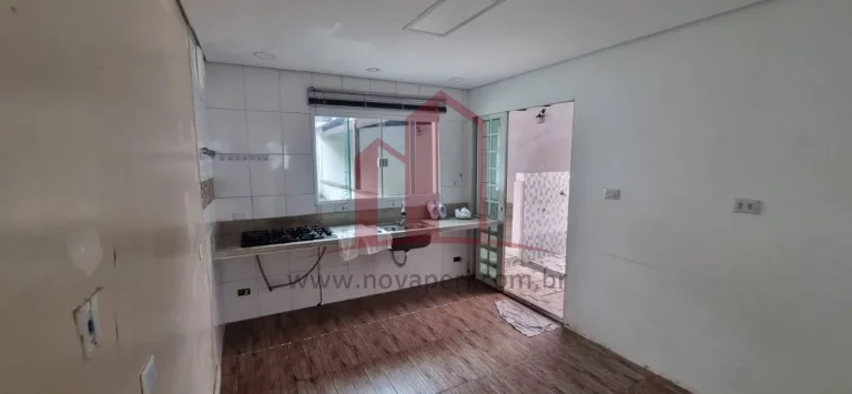 Imagem Casa à venda no Centro de Franco da Rocha-SP: 2 quartos, 2 salas, 2 vagas de garagem, 116,83 m² de área. Venha conferir!