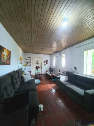Imagem "Descubra o encanto da vida rural em Santa Maria! Casa com 2 dormitórios, piscin
