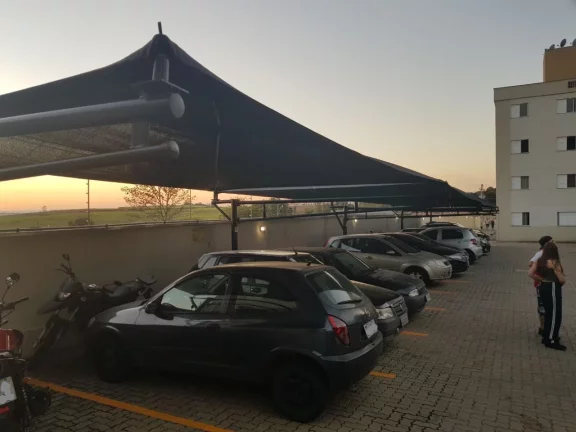 Imagem Apartamento com 2 dormitórios, banheiro com blindex, sala, cozinha com armários , lavanderia com a...