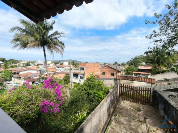 Imagem Casa Ampla com 3 Quartos à Venda em Praia de Santa Mônica - Guarapari/ES