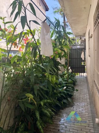 Imagem Casa Térrea à venda com 3 dormitórios e 3 banheiros no Jabaquara!!
