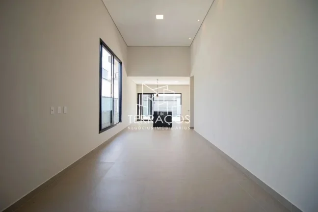 Imagem CASA EM CONDOMÍNIO BELLA VITTÁ - 3 DORMITÓRIOS/SUÍTE E CLOSET - NOVA - PISCINA - JUNDIAÍ