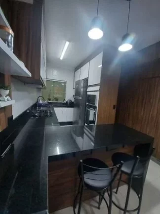 Imagem SOBRADO COM 115 M2 DUAS SUÍTE DUAS VAGAS DE GARAGEM NA VILA HUMAITA - SANTO ANDRÉ