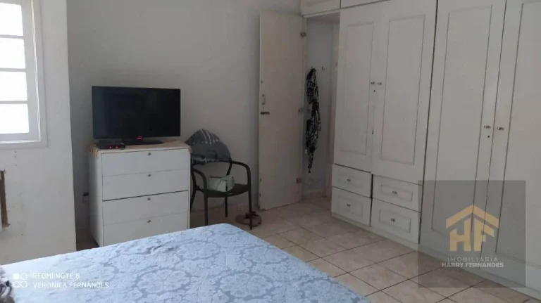 Imagem Casa de 250m² à venda, com 3 quartos (1 suíte), localizada no Sítio dos Pintos, Recife - Pernambuco.