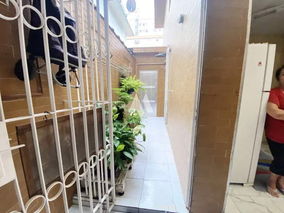 Imagem Sobrado com 3 dormitórios à venda em Santos