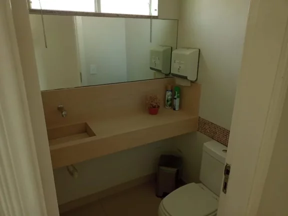 Imagem Locação Prédio Comercial de Alto Padrão com 17 Salas e 494m² no Jardim do Mar, São Bernardo do Campo-SP