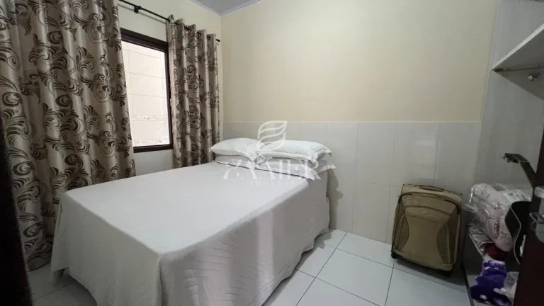 Imagem Terreno com Duas Casas Térreas – Oportunidade para Investir ou Morar Bem