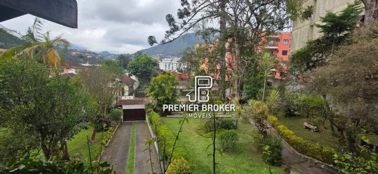 Imagem Casa à venda, 230 m² por R$ 3.500.000,00 - Alto - Teresópolis/RJ