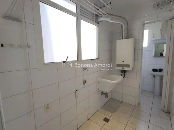 Imagem Apartamento com 94m² de área útil, em excelente localização e rua tranquila no bairro mais dese...