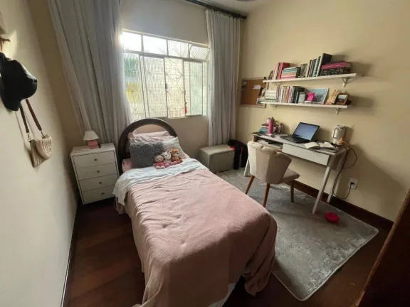 Imagem Casa no Grogotó, próximo ao centro, 3 Quartos 1 Suíte à Venda