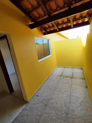 Imagem Casa para Venda em Itanhaém, Santa Teresinha, 2 dormitórios, 2 suítes, 1 banheiro, 1 vaga