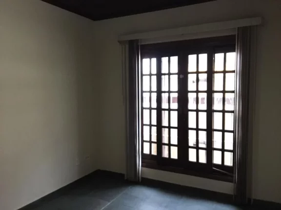 Imagem Sobrado com 4 dormitórios à venda, 283 m² por R$ 650.000,00 - Vila Paiva - Suzano/SP