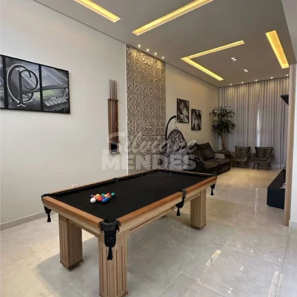 Imagem Casa com piscina aquecida no condomínio Santinon