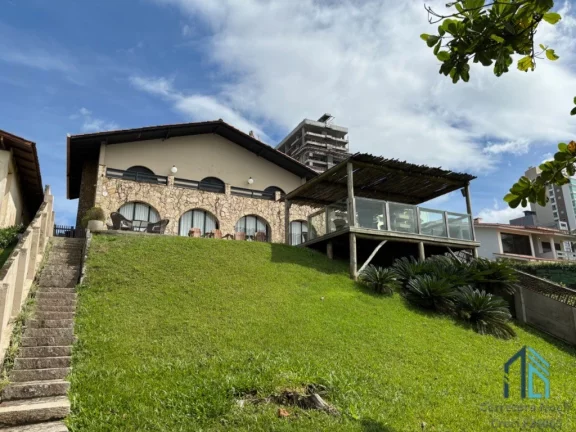 Imagem Terreno DUAS FRENTES, frente Mar, medindo, 1.102m2, permitido construções, até 5 andares. Piçarras SC