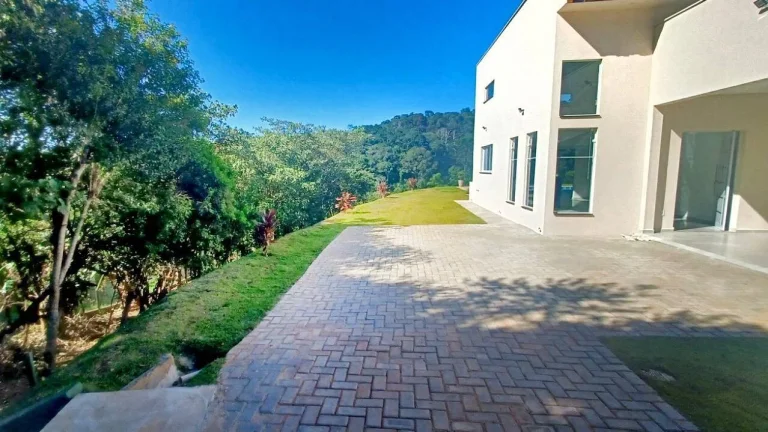 Imagem Linda Chácara no Condomínio Recanto dos Flores - Pinhalzinho - SP