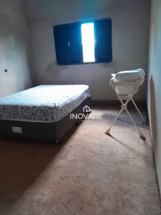 Imagem Rancho com 3 dormitórios à venda, 120 m² por R$ 350.000,00 - Santa Maria - Itumbiara/GO