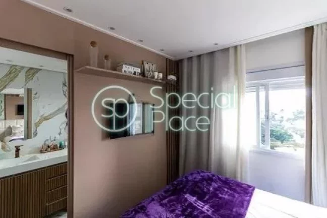 Imagem Lindo apartamento reformado em Santana. São 120m2 de área privativa. São duas suítes + escritór...