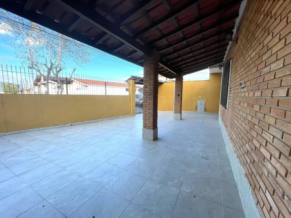 Imagem Casa á venda 2 dorm., Poiares, 248 m² terreno,R$420 mil-Caraguatatuba-SP