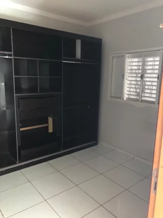 Imagem Linda casa, 2 dormitórios, Pq. Val de Palmas