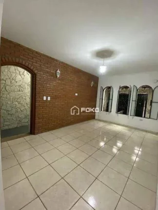Imagem Sobrado para alugar, 130 m² por R$ 3.580,00/mês - Jardim Santa Francisca - Guarulhos/SP