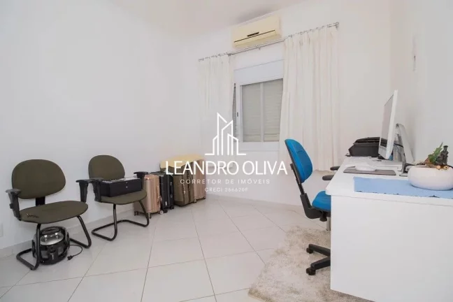 Imagem Sobrado à Venda – Mirandópolis • 179 m² • 3 dormitórios • 2 vagas
