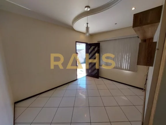 Imagem Você está em busca de um lar acolhedor e tranquilo? Apresentamos a você uma bela casa plana com 3...