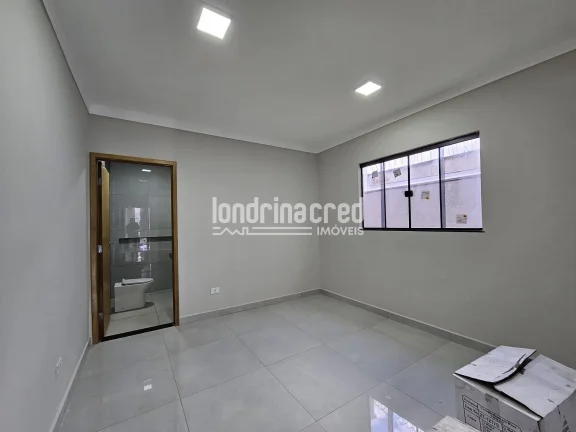 Imagem Casa à venda 3 Quartos sendo 1 Suite, 2 Vagas de garagem, churrasqueira integrada, 81 M² de construção, 125M² terreno, Coliseu, Londrina - PR