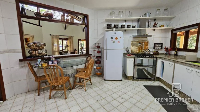 Imagem Casa com 3 dormitórios à venda, 350 m² por R$ 1.300.000,00 - Fazenda Boa Fé - Teresópolis/RJ