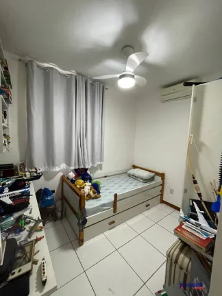 Imagem CASA À VENDA COM 3 QUARTOS, SENDO UM SUÍTE