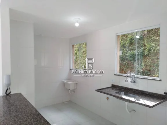Imagem Apartamento à venda, 47 m² por R$ 190.000,00 - Albuquerque - Teresópolis/RJ