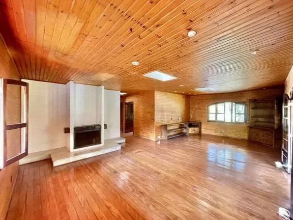 Imagem Linda casa TÉRREA 100% avarandada, voltada para natureza. APP - Área de Pre