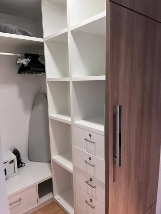 Imagem Flat para venda possui 31 metros quadrados com 1 quarto em Jardim Europa