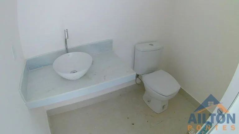 Imagem Casa Duplex com 3 Dormitórios à Venda em Nova Guarapari - Guarapari/ES